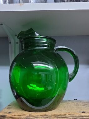 Vintage Anchor Hocking Roly Poly Emerald Green Glass Pitcher